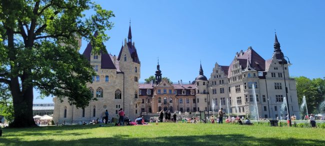 WhatsApp Image 2024-02-01 at 10.38.36 moszna castle in poland